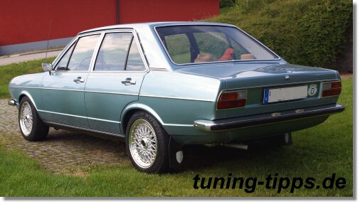 Erste Generation Audi 80 mit 1,3 L-Motor und 55 PS